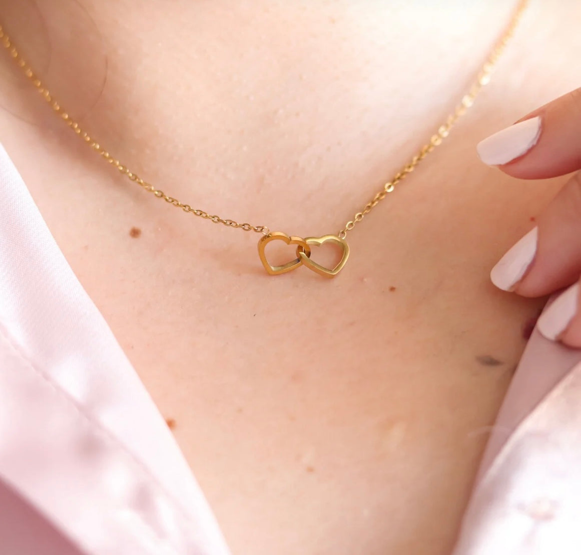 ALTIN KAPLAMA ÇİFT KALP KOLYE